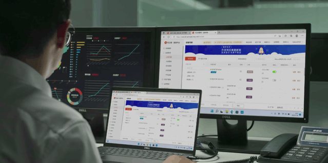 个人接单 承接网站/小程序开发 兼职